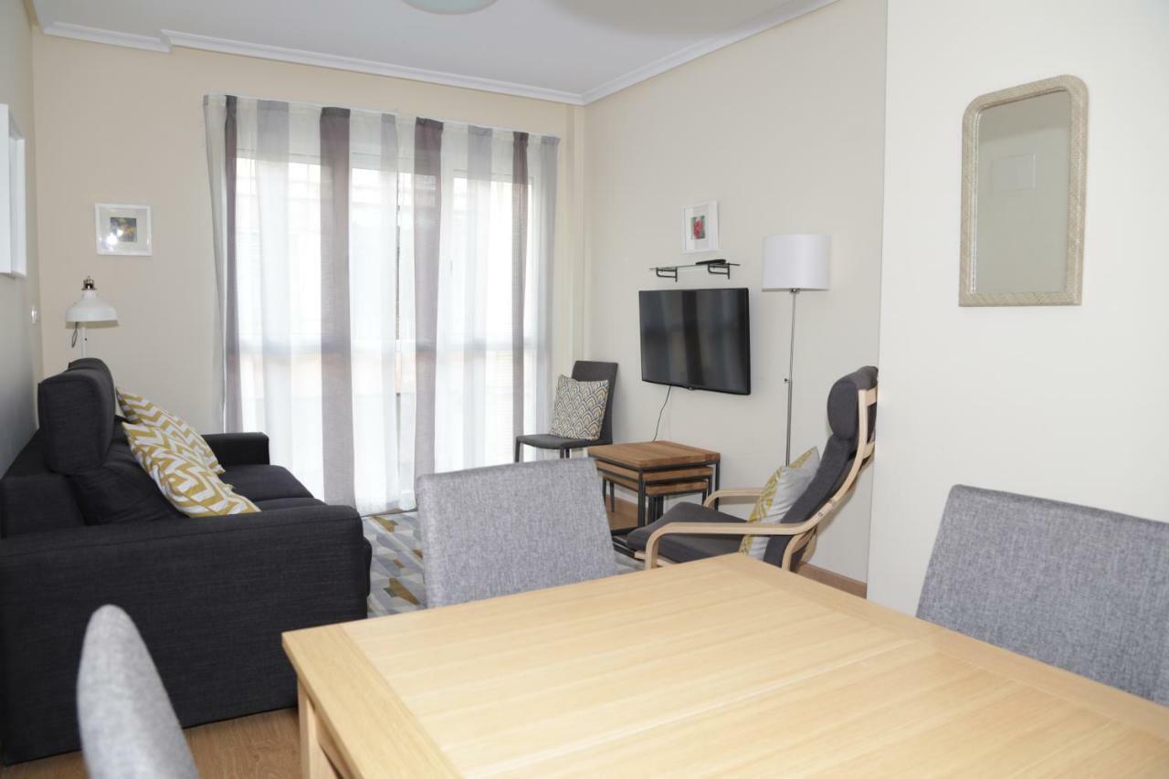 Quiet, Modern Apartment لقنت المظهر الخارجي الصورة